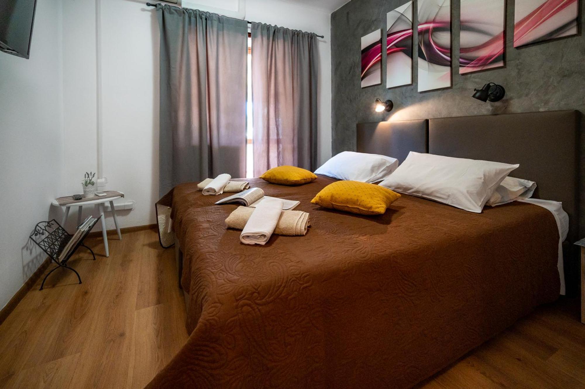 Sonia Rooms Pula Exterior foto