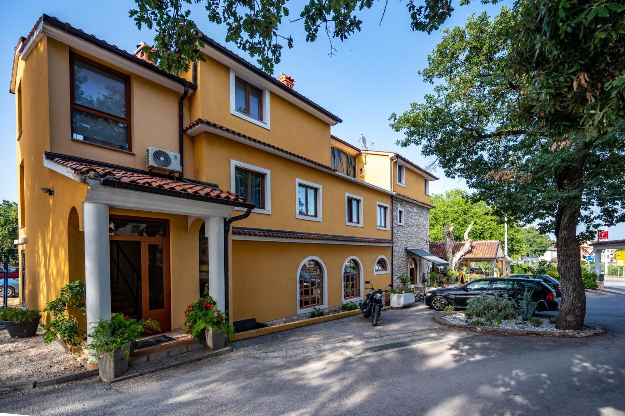 Sonia Rooms Pula Exterior foto